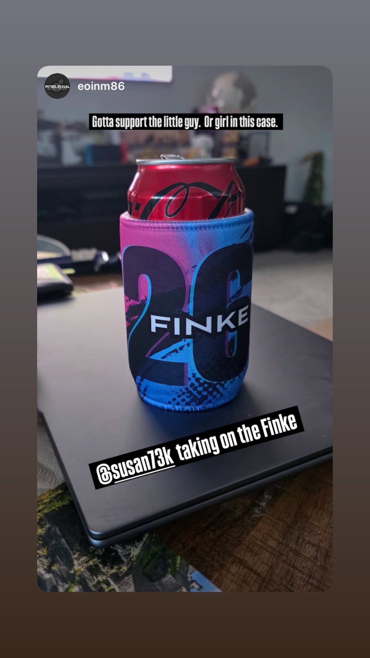 Stubby Cooler- Finke 2026
